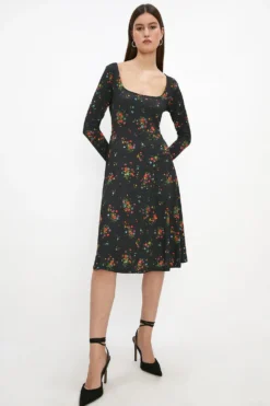 Coast Voop Neck Fit And Flare Printed Jersey Dress