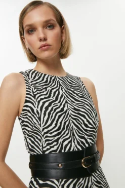 Coast Petite Belted Jacquard Dress