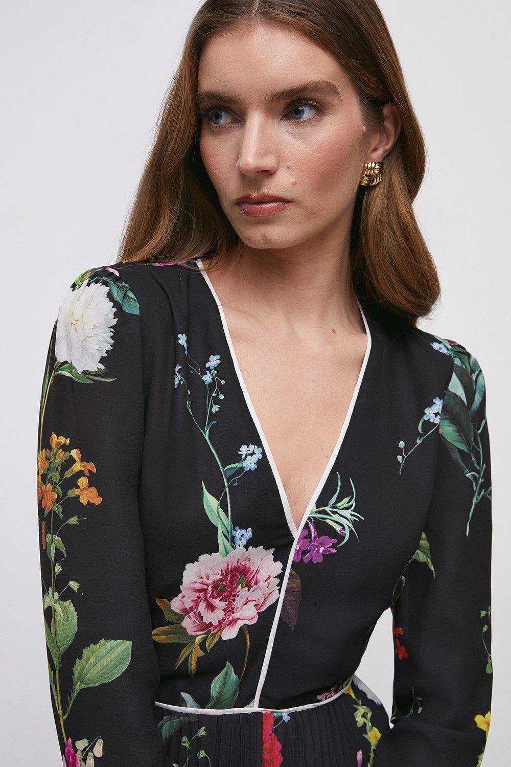 Coast Printed Tipped V Neck Maxi Dress - Image 2