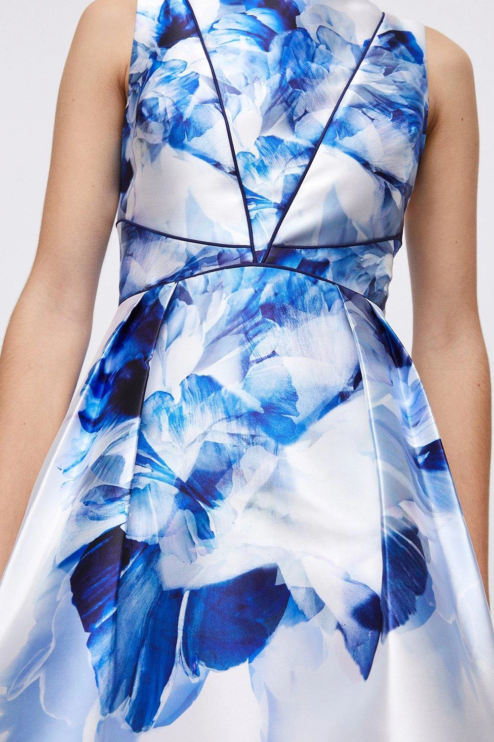 Coast Dip Back Midi Dress In Twill With Piping - Image 2